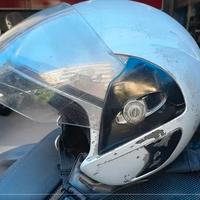 Casco jet con visiera. Grigio, omologato