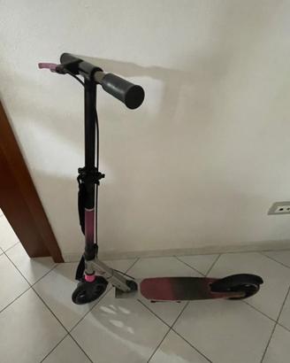 Monopattino meccanico pieghevole