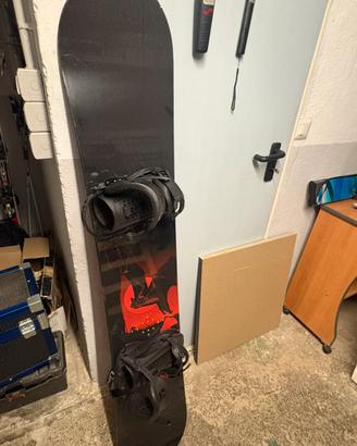 Tavola snowboard + scarponi