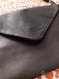 Pochette a busta nera