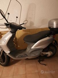 ciclomotore piaggio fly 50 4T 
