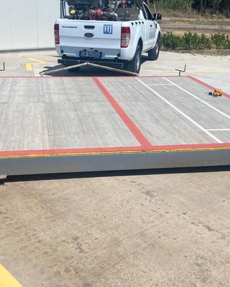 Pedana per atterraggio elicotterro