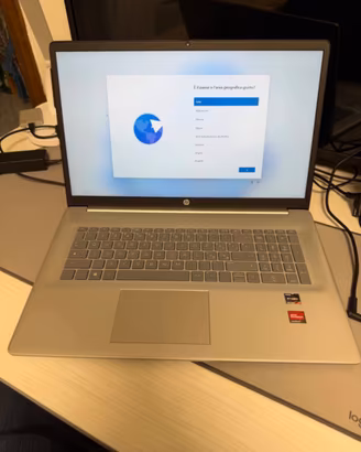 Laptop HP 17-cp3001sl 17” 16GB RAM 512GB SSD