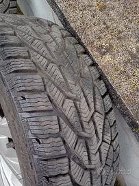 cerchi in lega con gomme 