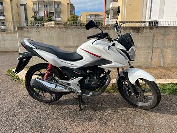 Honda 125 CBF