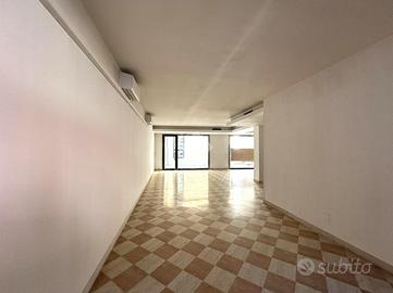 NEGOZIO A CASTELFRANCO VENETO