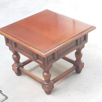 Tavolino in massello 