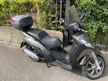 Peugeot Geopolis 250