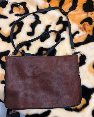 Borsa con tracolla in cavallino e pelle