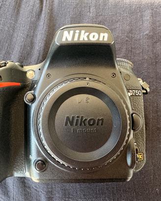 Nikon D750 Body Fotocamera Reflex Digitale, 24.3 M