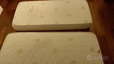 2 Materassi singoli Euro 30,00x2 Euro 25,00 x 1
