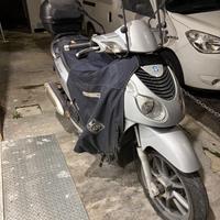 Piaggio Carnaby 200