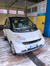 Smart 1.0 benzina 71 CV