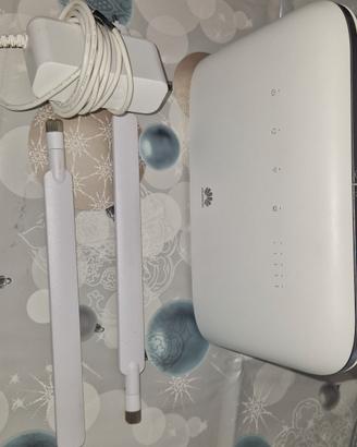 router 4G con sim huawei b715s-23