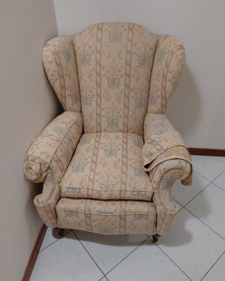 poltrona antiquariato