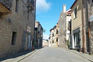 Locale commerciale in centro ad Aggius