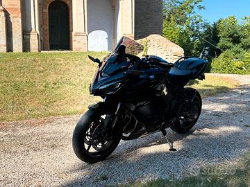 kawasaki ninja 1000 sx