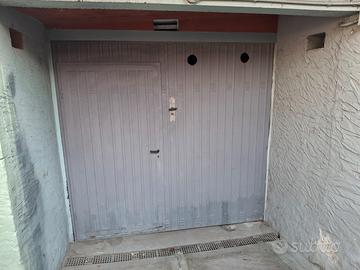 Garage-magazzino PONTE TARO