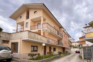 MONOLOCALE A L'AQUILA