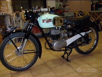 Moto bianchi scudo del sud 125