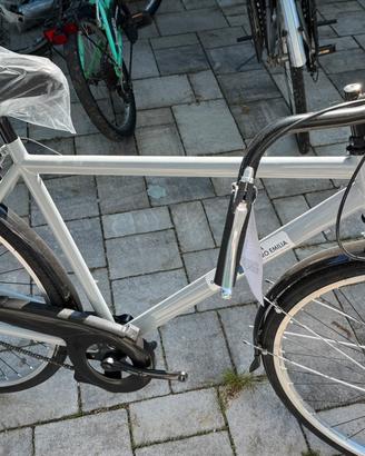 Bicicletta nuova mai usata