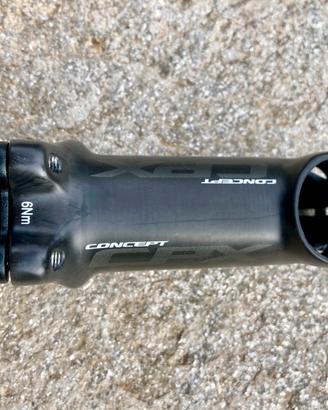 Attacco manubrio in carbonio CONCEPT CPX