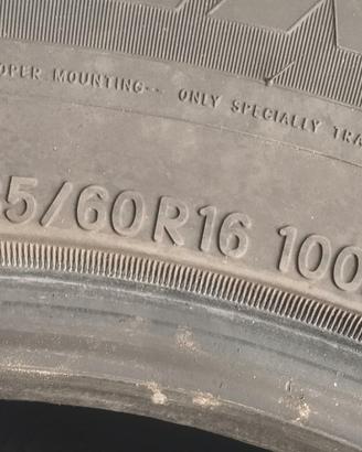 Gomme 235/60/16 