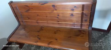 Panca con vano contenitore 