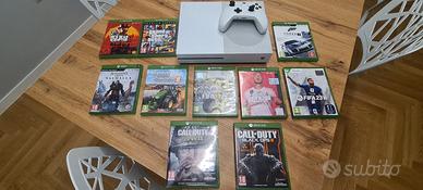 xbox one s 1TB + controller + 2 giochi