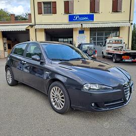 Alfa Romeo 147 1.9 JTD (120) 5 porte Progression