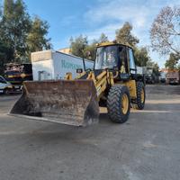 Terna Caricatrice Venieri 12.23 con retroescavator