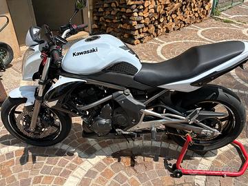 Kawasaki ER 6N - 2009