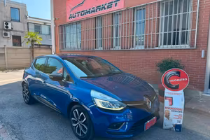 Renault Clio 0.9 TCe 90CV Moschino Intens
