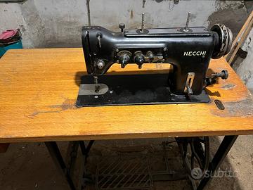 macchina per cucire necchi datata