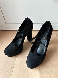 Décolleté con plateau in camoscio