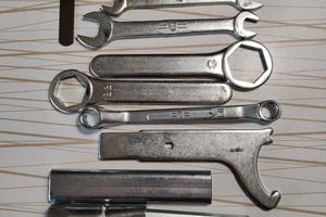 attrezzi originali Honda CBR 600 F