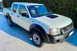 Nissan Navara 2.5 dci 136cv