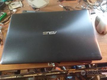ASUS notebook portatile, Modello F 552 C