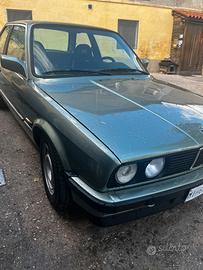 BMW E30 318i coupe