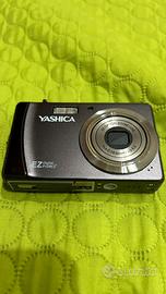 Fotocamera Yashica