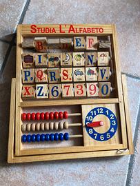 Studia l’alfabeto