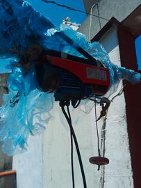 paranco elettrico montacarichi
