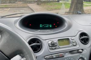 Automobile usata  Toyota Yaris