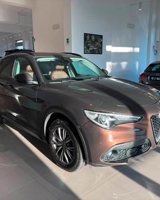 Alfa Romeo Stelvio 2.2 t Executive Q4 210cv "MOTO