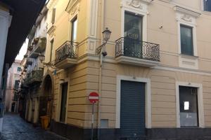 Aversa centro locale commerciale open space