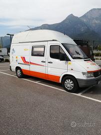 furgone camperizzato