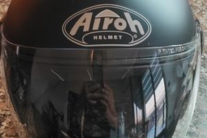 Casco jet Airoh taglia SX (aperto)