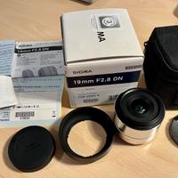 Obiettivo Sigma 19mm f/2.8 DN Art per Sony E