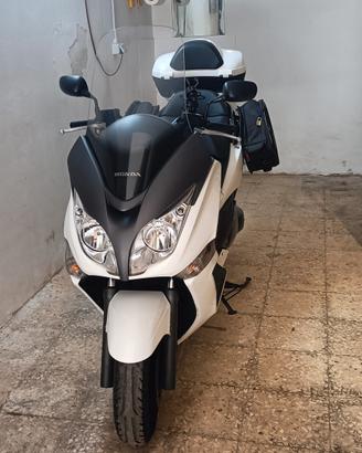 Honda SW T400