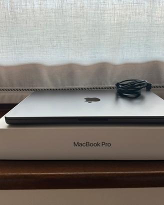 MacBook Pro M5 – 512 GB | Come nuovo